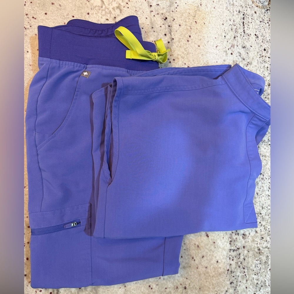 Figs Zamora/Rafaela Scrub Set (see size details)